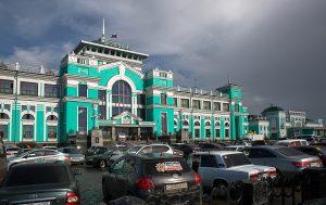 Вокзал отправления поезда Таврия в Симферополь из Омска