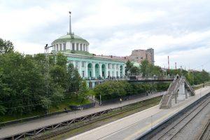 Вокзал отправления поезда Таврия в Крым из Мурманска