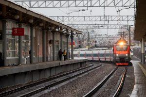 Вокзал отправления поезда Таврия Нижний Новгород - Симферополь в Алушту